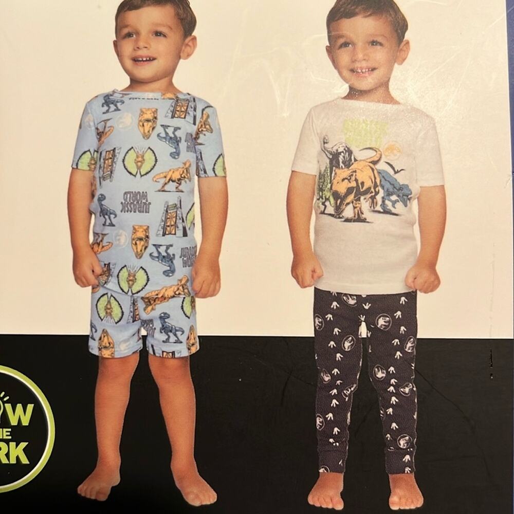 Character Kids' 4-piece Jurassic Park Glow in the Dark Pajama Set size 7